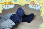 Babystiefel-Reliefbord-Merinowolle-Cool-Wool-Big-Nachtblau-Nr-630--angezogen