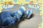 Babyfinkli-Snow-Boots-Beige-Jeansblau-meliert-Nr-326--0-3-Monate-angezogen